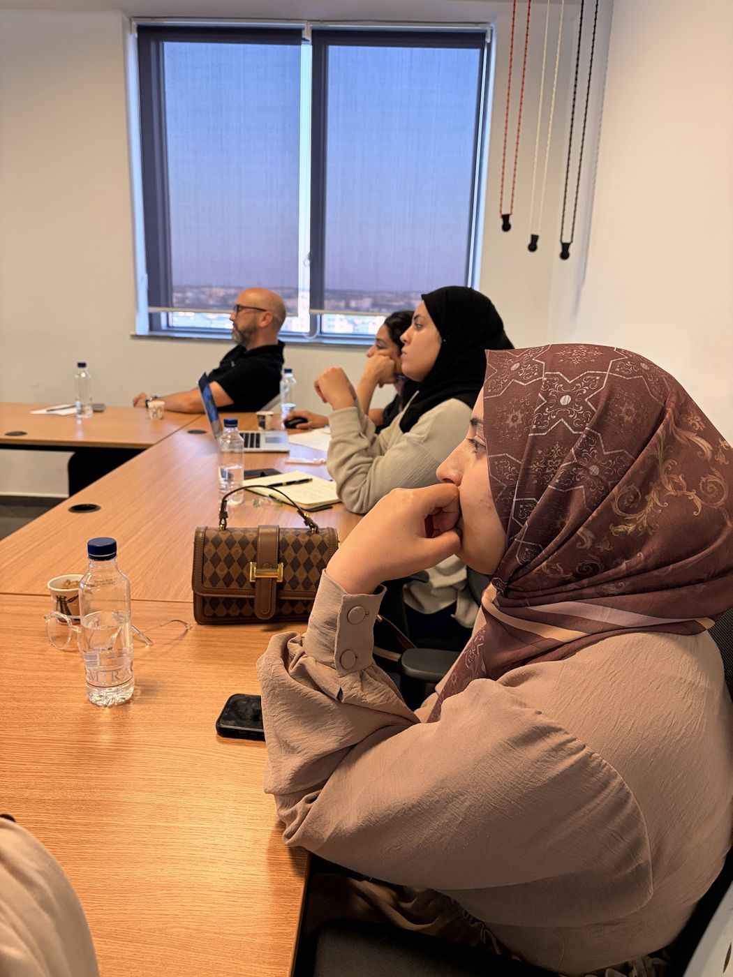 Participantes attentives au workshop UX et intelligence artificielle